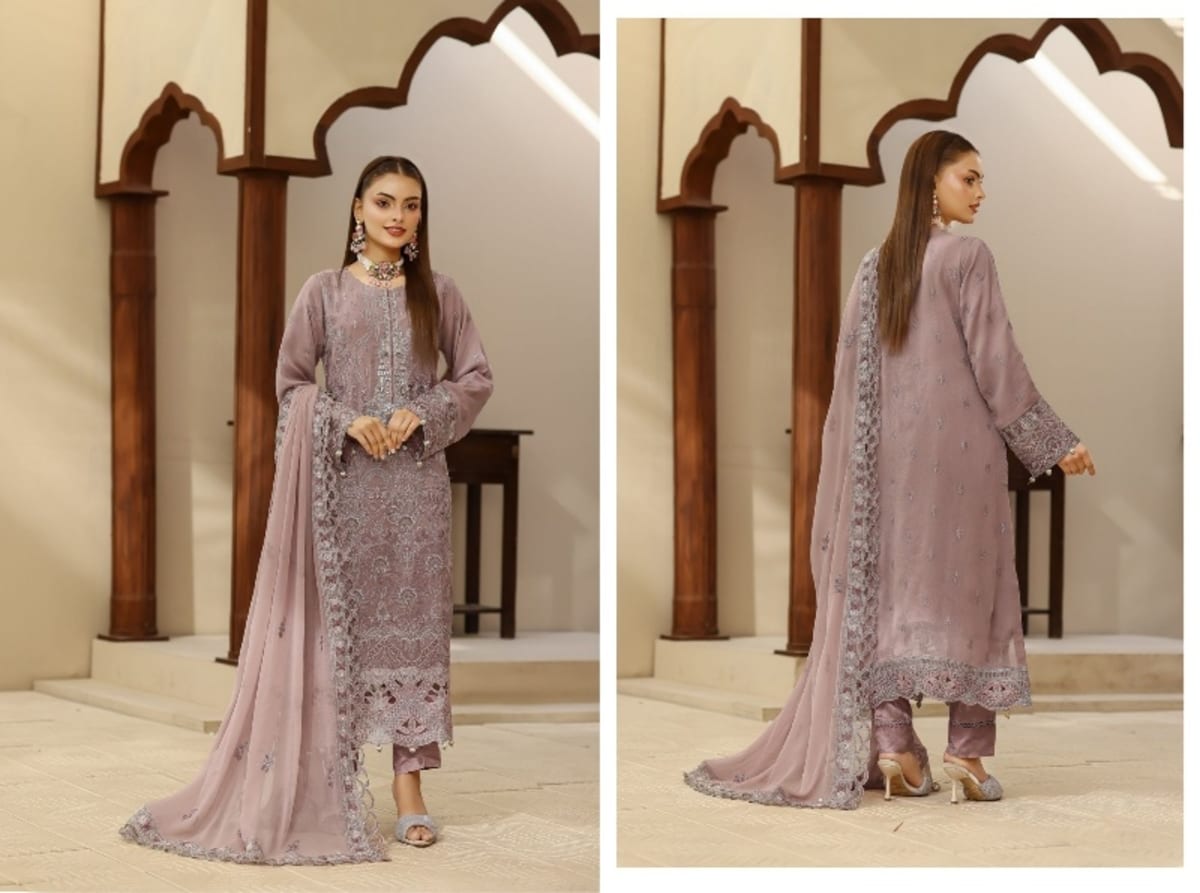 BINT-E-NOOR Usha