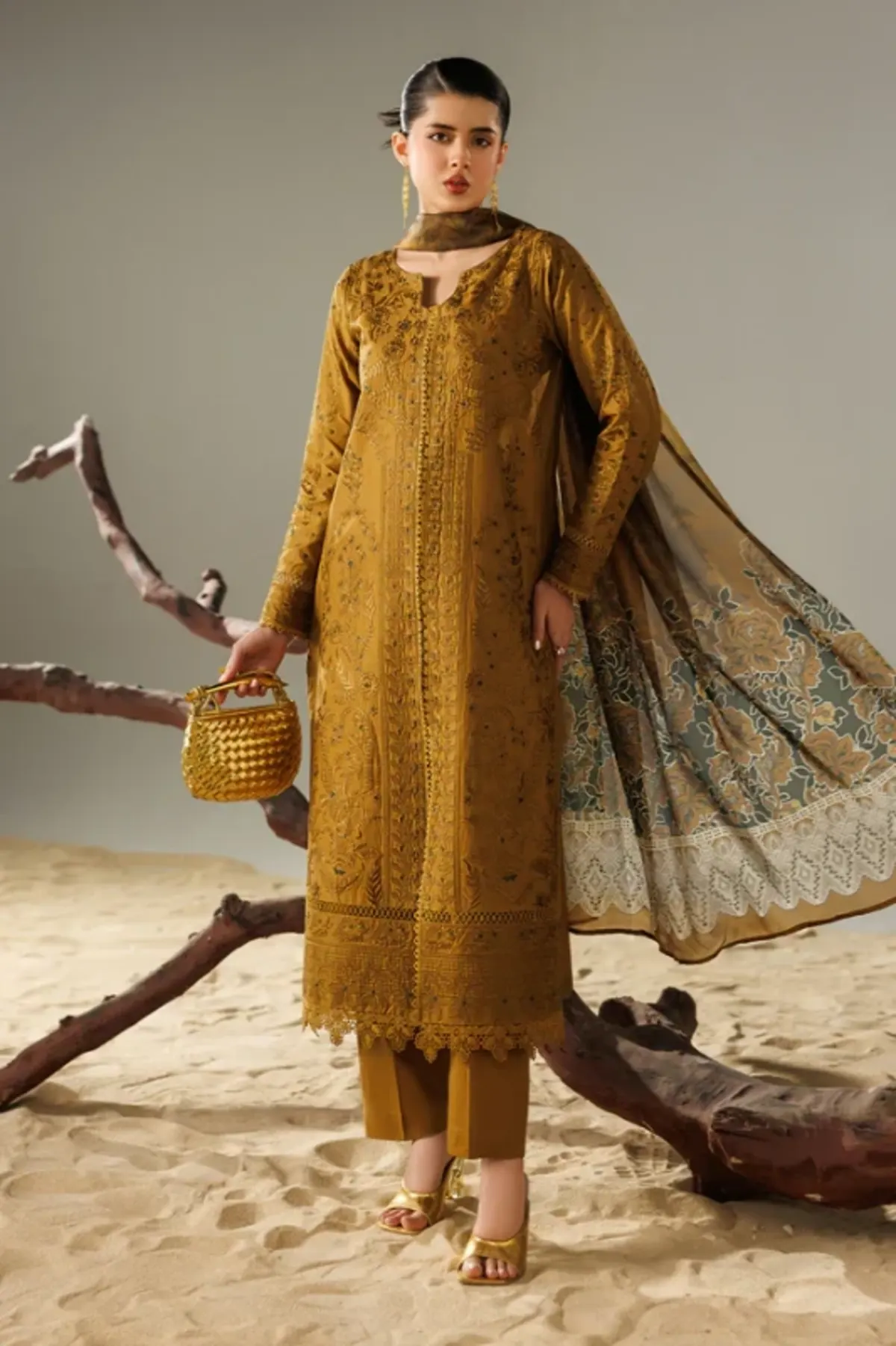 Mizaj By ESRA Luxury Lawn'26 3