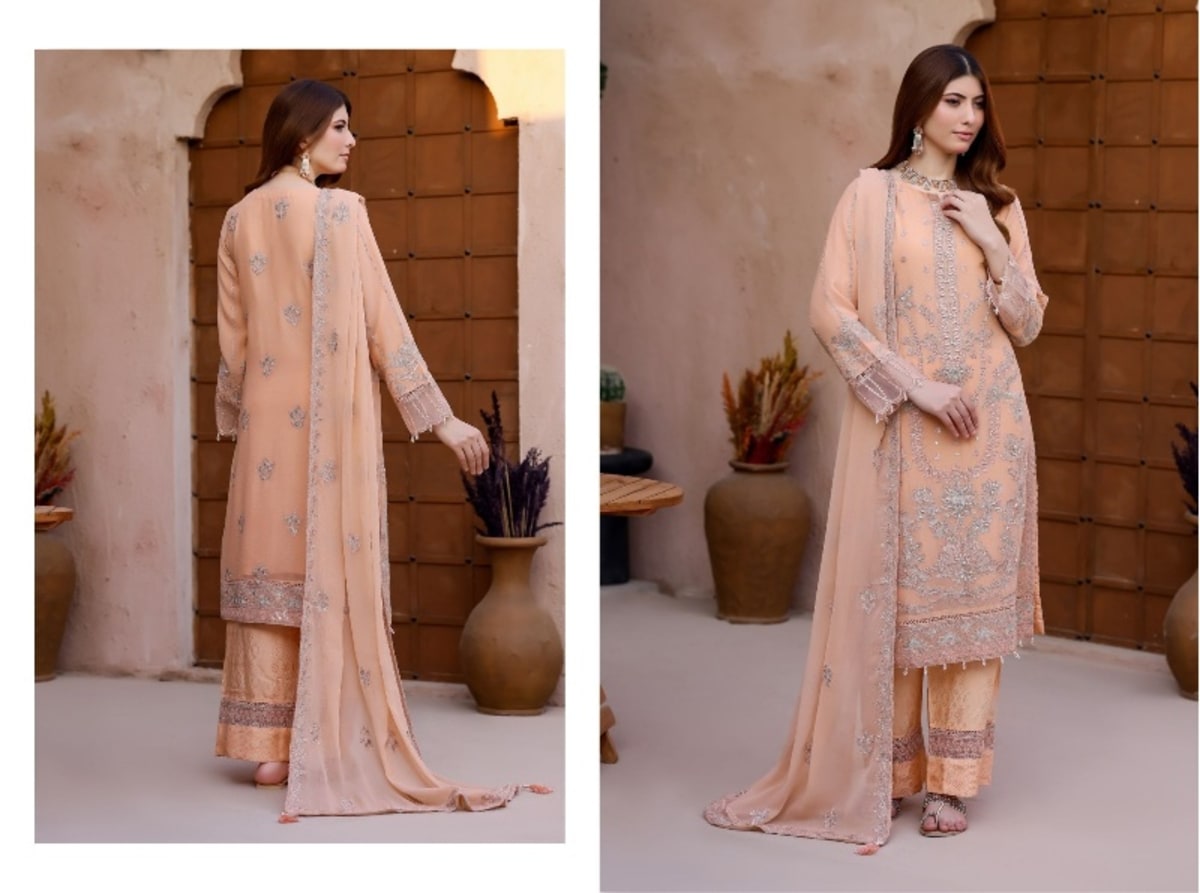 BINT-E-NOOR Kaira