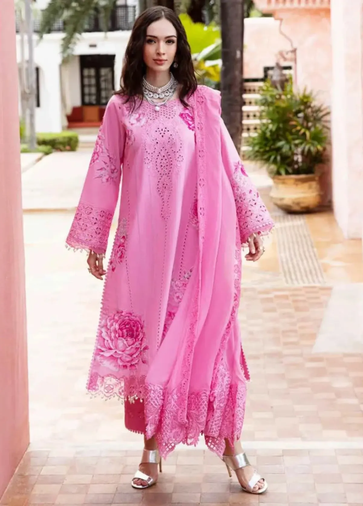 CHARIZMA REEM 01 | Stitched M/52