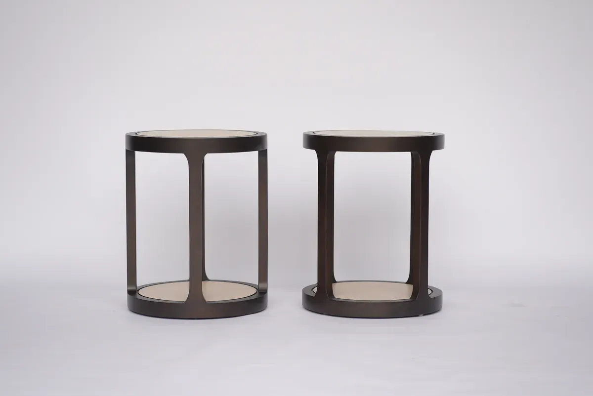 The Eden Corner Table