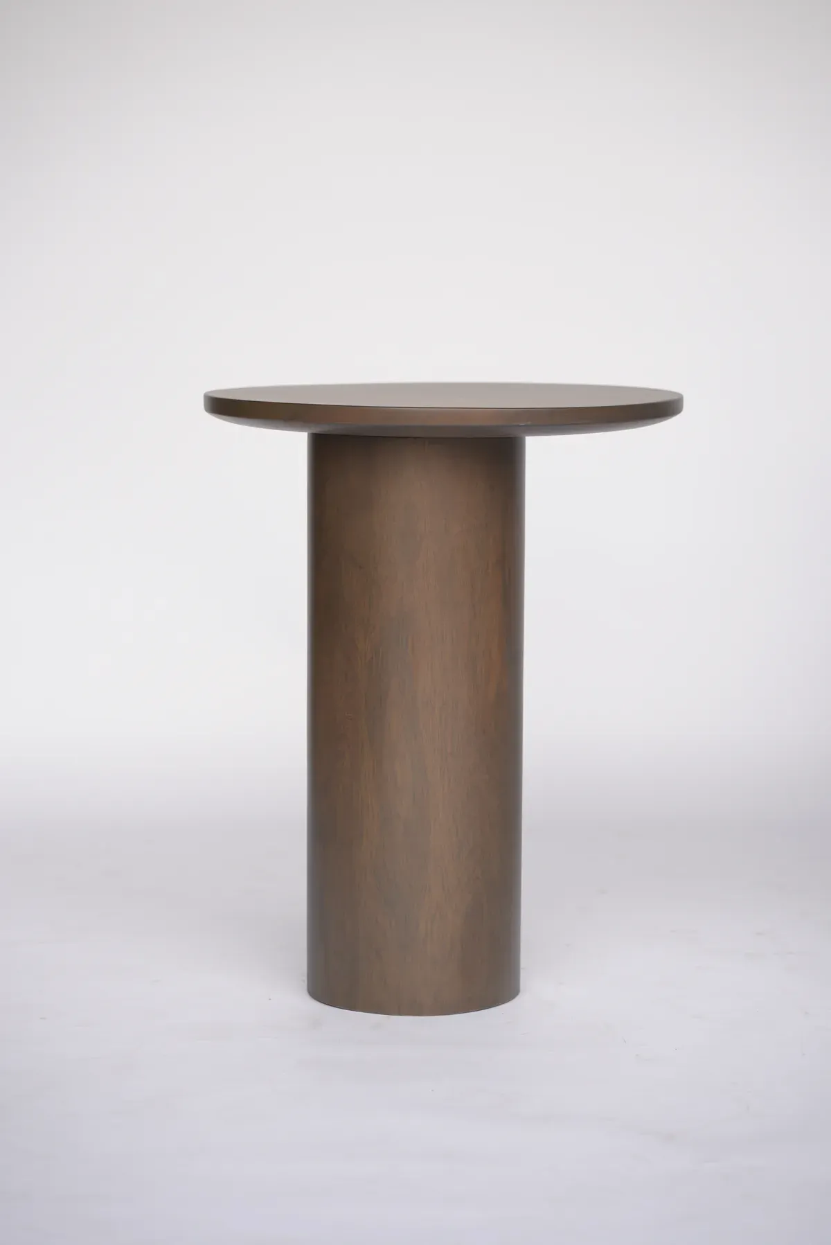 The Forma Corner Table