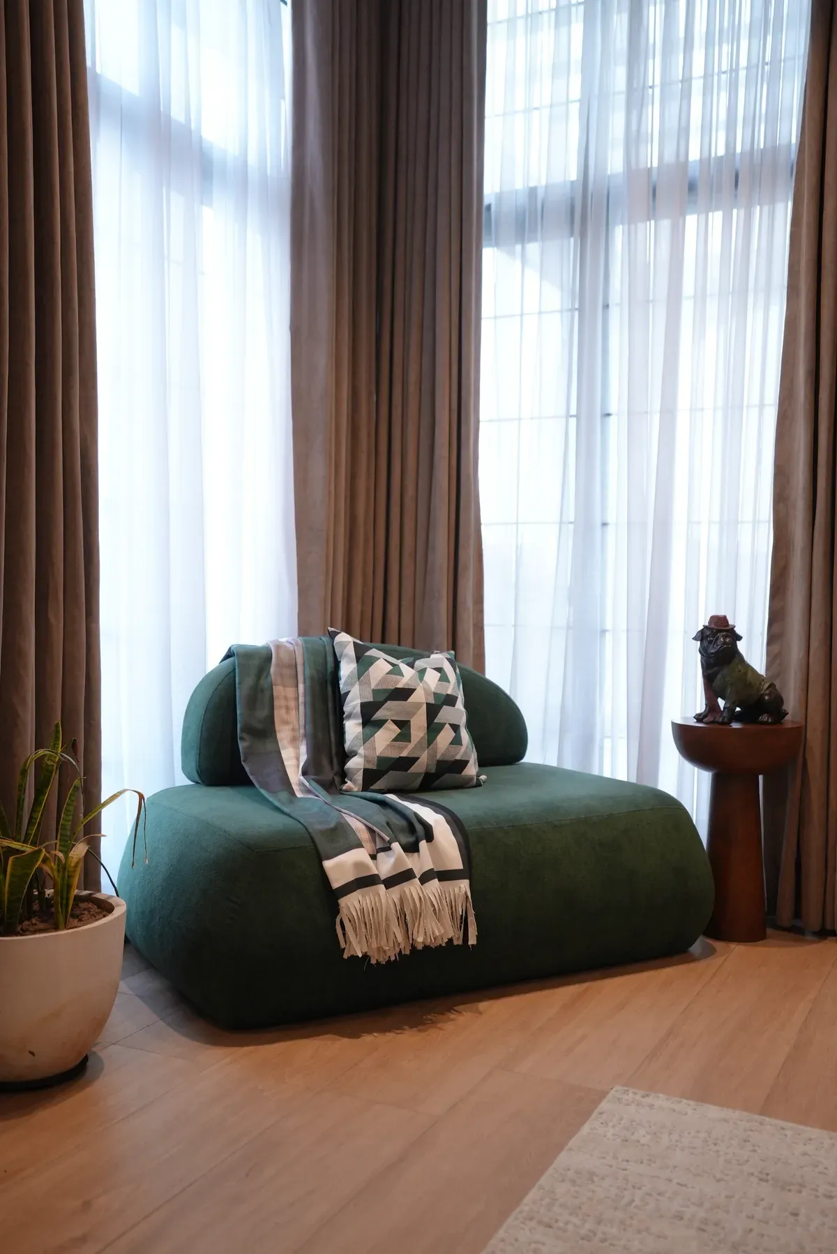 The Juniper Lounge