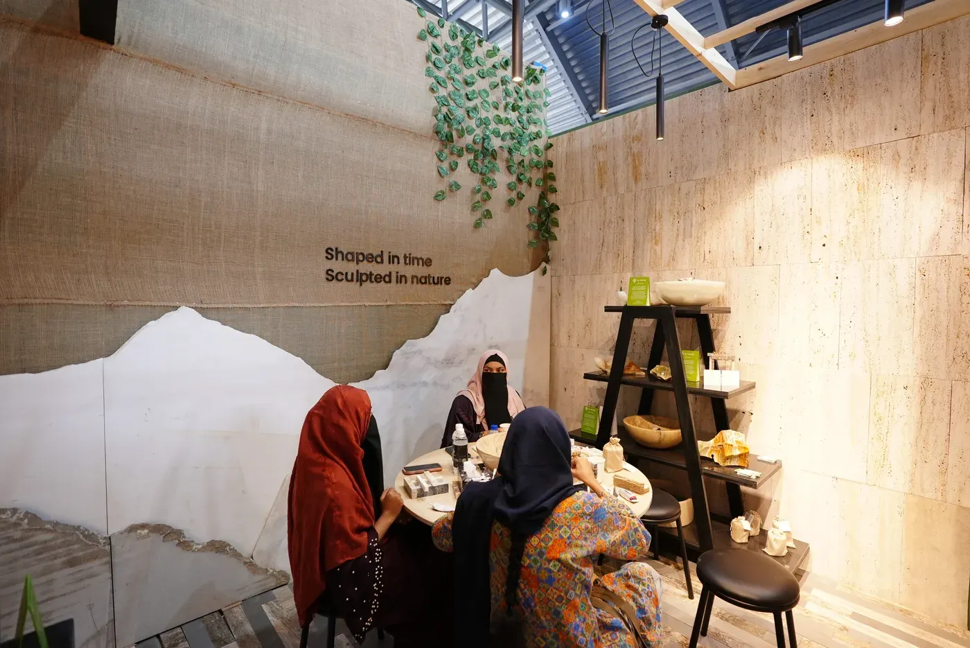 SK Stones – Best Sustainable Booth Award | IAPEX 2024 — DSC01989