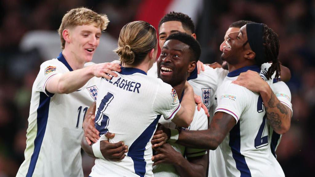 Berbatov says England could finally shine at World Cup