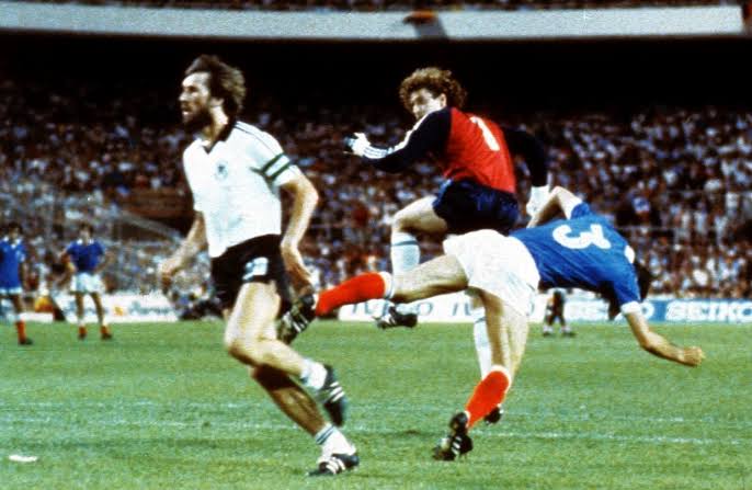 World Cup Moments #12: Schumacher's Brutal Foul on Battiston