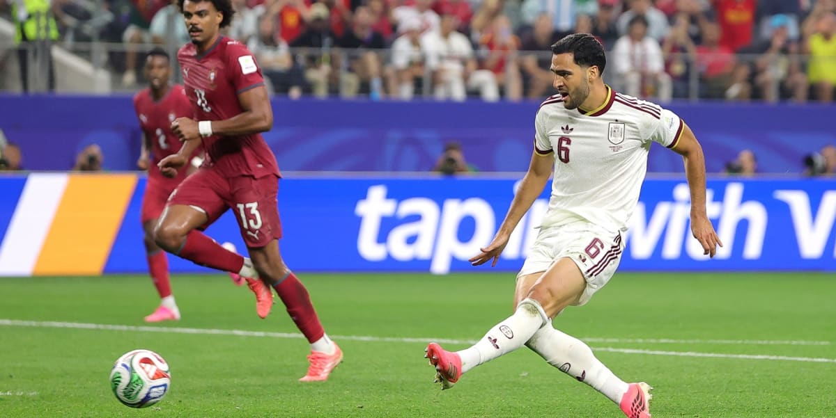 Spain beats Portugal 1-0: Merino's late goal