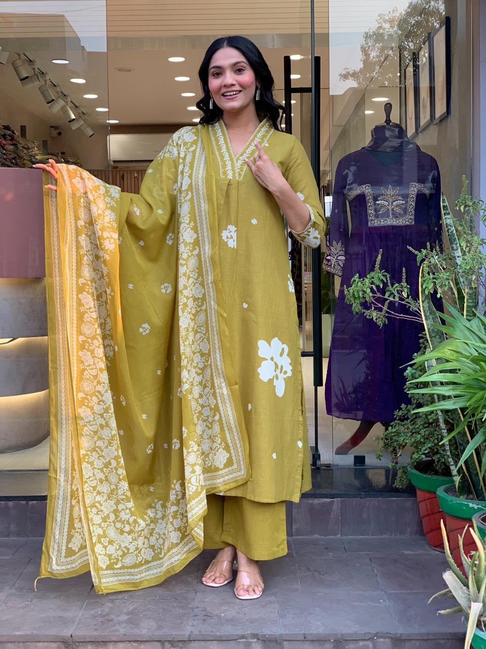 KURTIS PANT WITH MULMAL DUPTTA