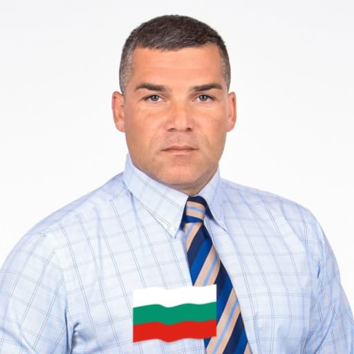 Кирил Стоянов