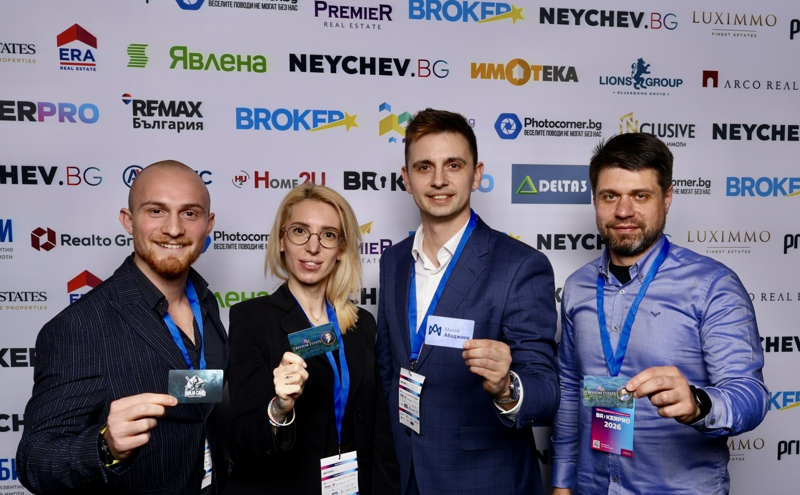 Ninja Card в действие — реални срещи и персонализирани карти.