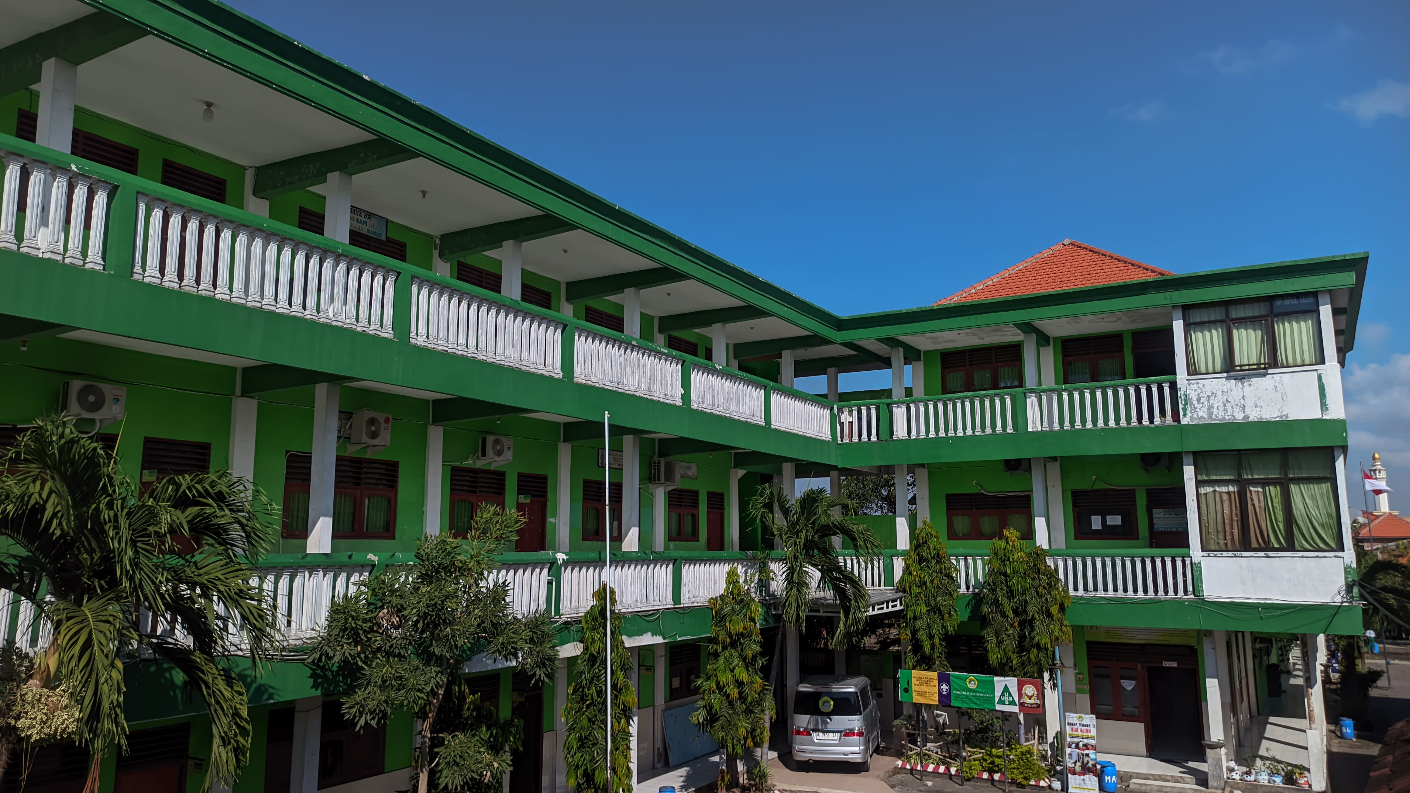 Sekolah Background