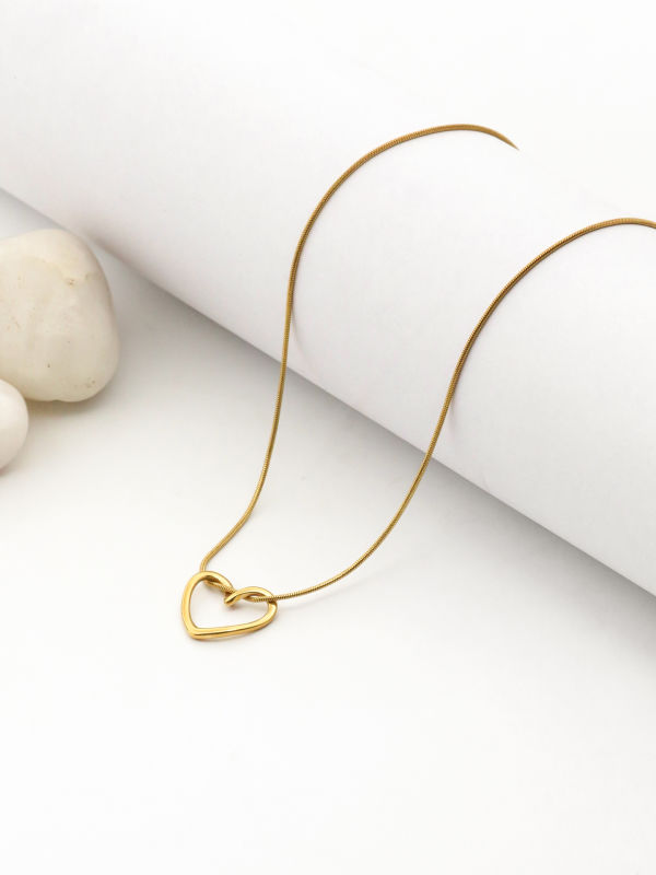 Dainty Open Heart Necklace