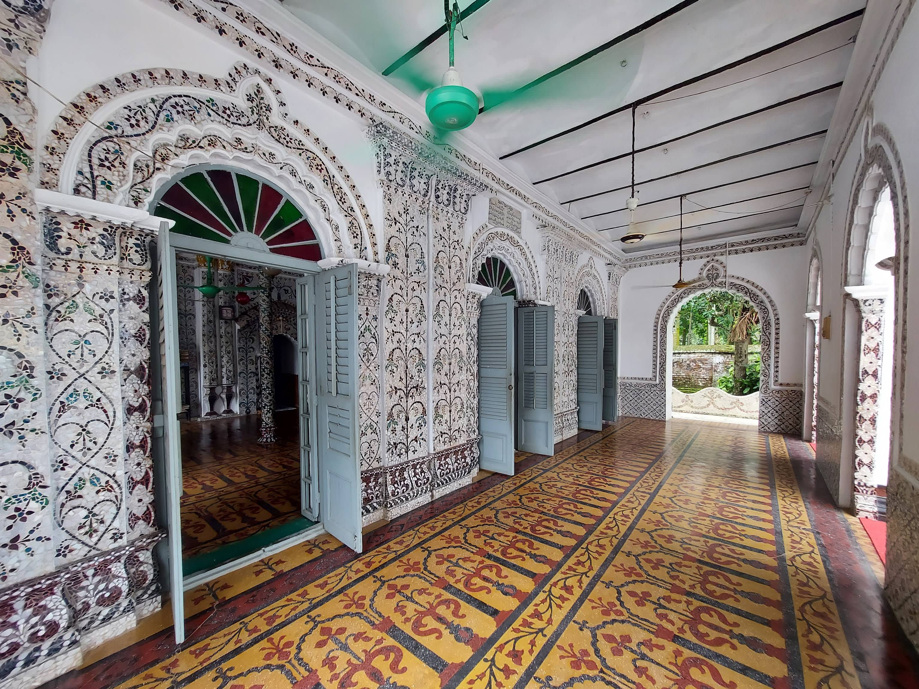 Dhanbari Nawab Palace (Nawab Ali Hasan Ali Royal Resort)