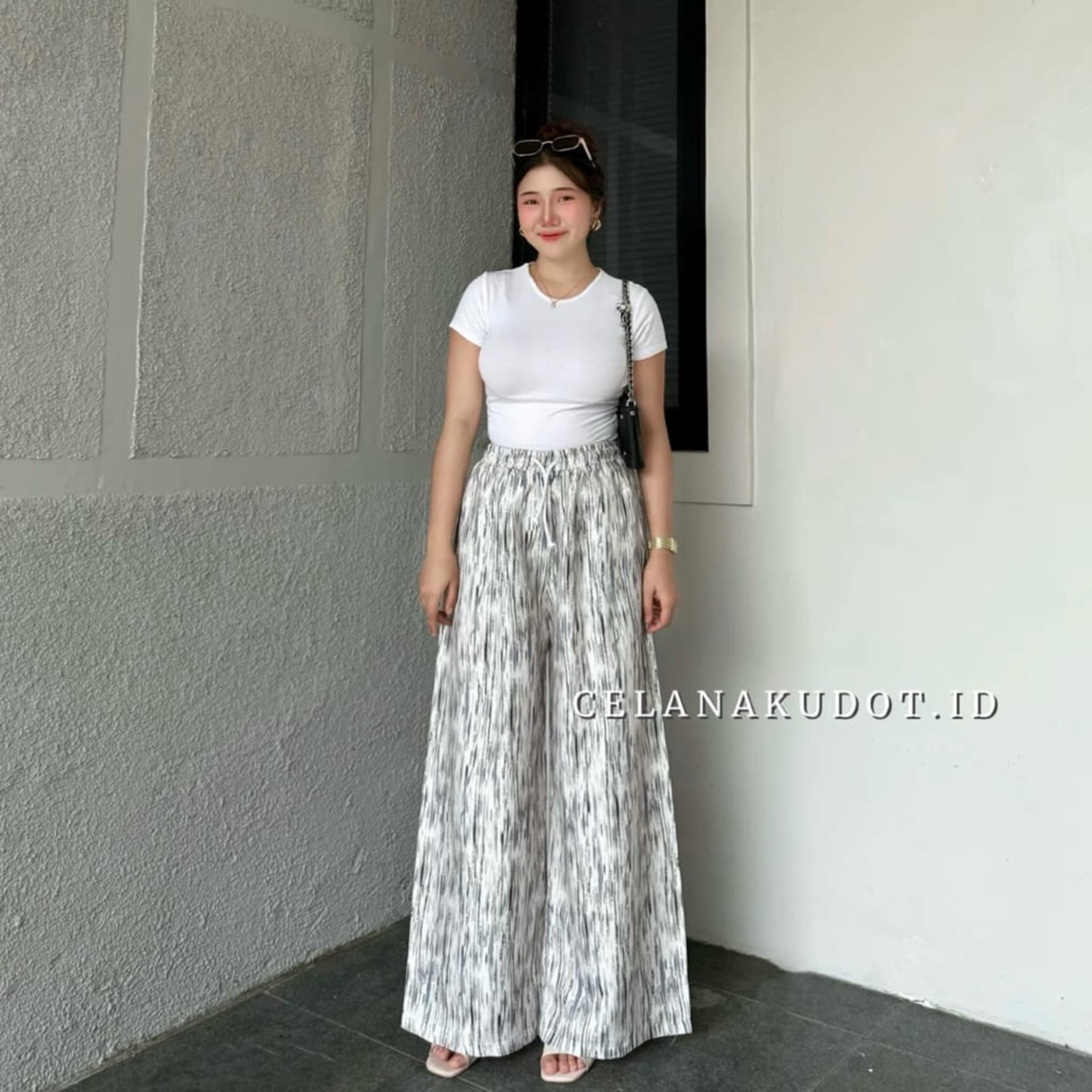 Celanakudot - Everyday Pants - Motif Abstrak - Celana Panjang Wanita Baggy Kantor Kuliah - Kulot Pinstripe - Celana Formal Casual Wanita Loose Basic