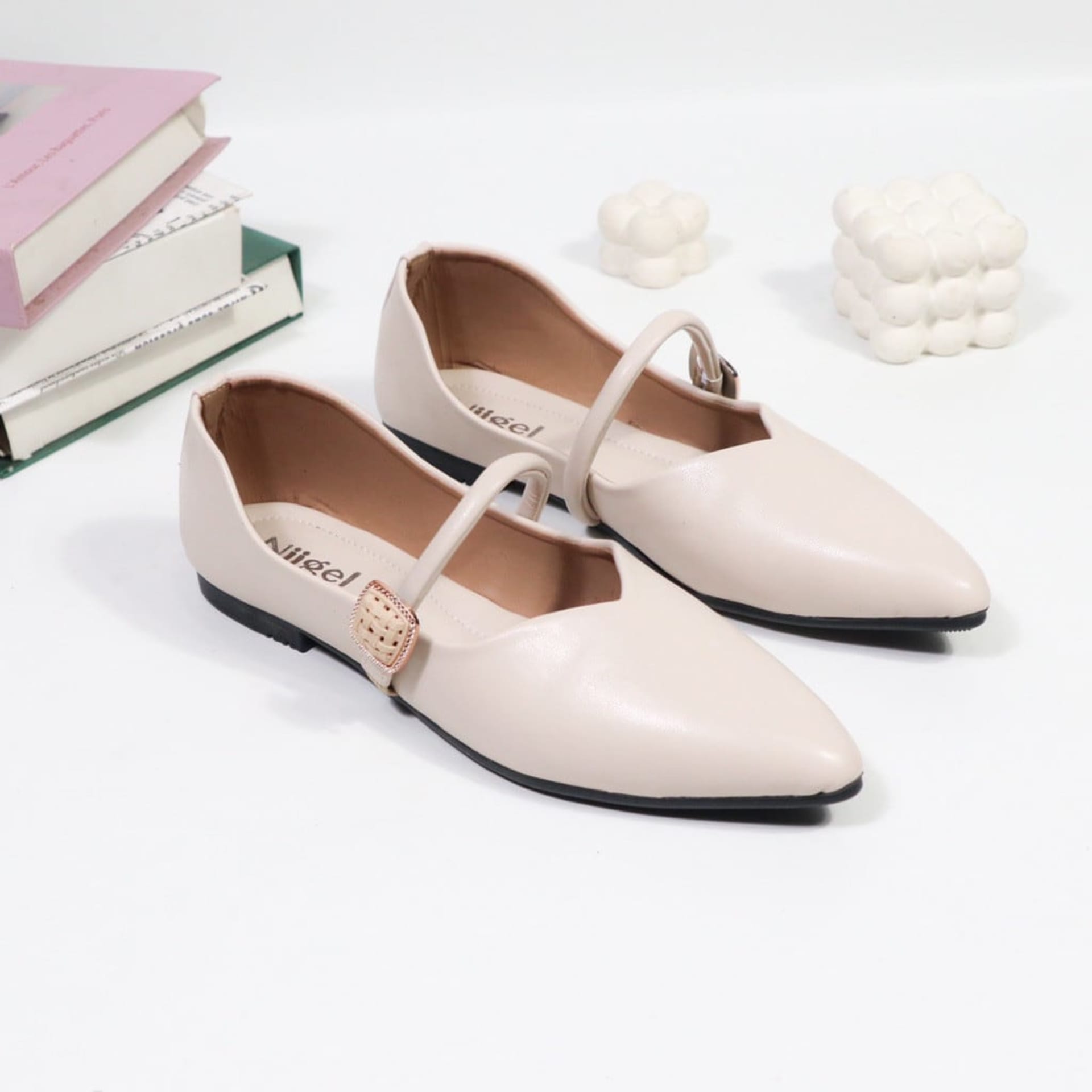 Niigel Mita Sepatu Flatshoes Wanita Sol Karet Tali Tengah