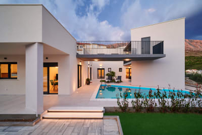 Villa Adriastar