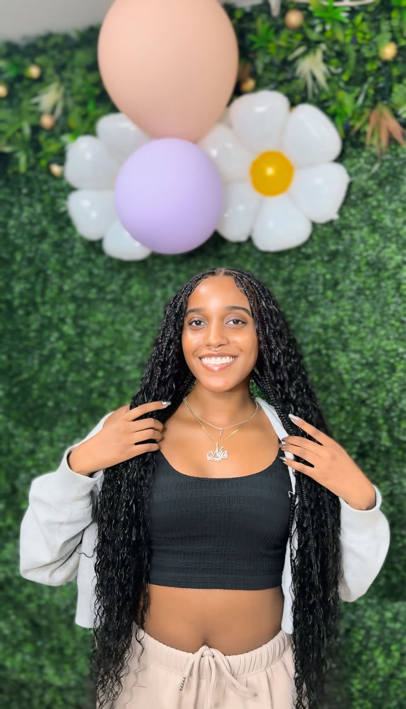 Voluminous goddess curly braids