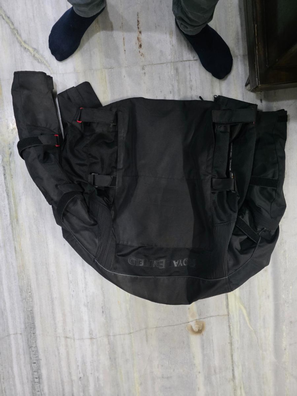 Size XL RE jacket all black - Photo 4