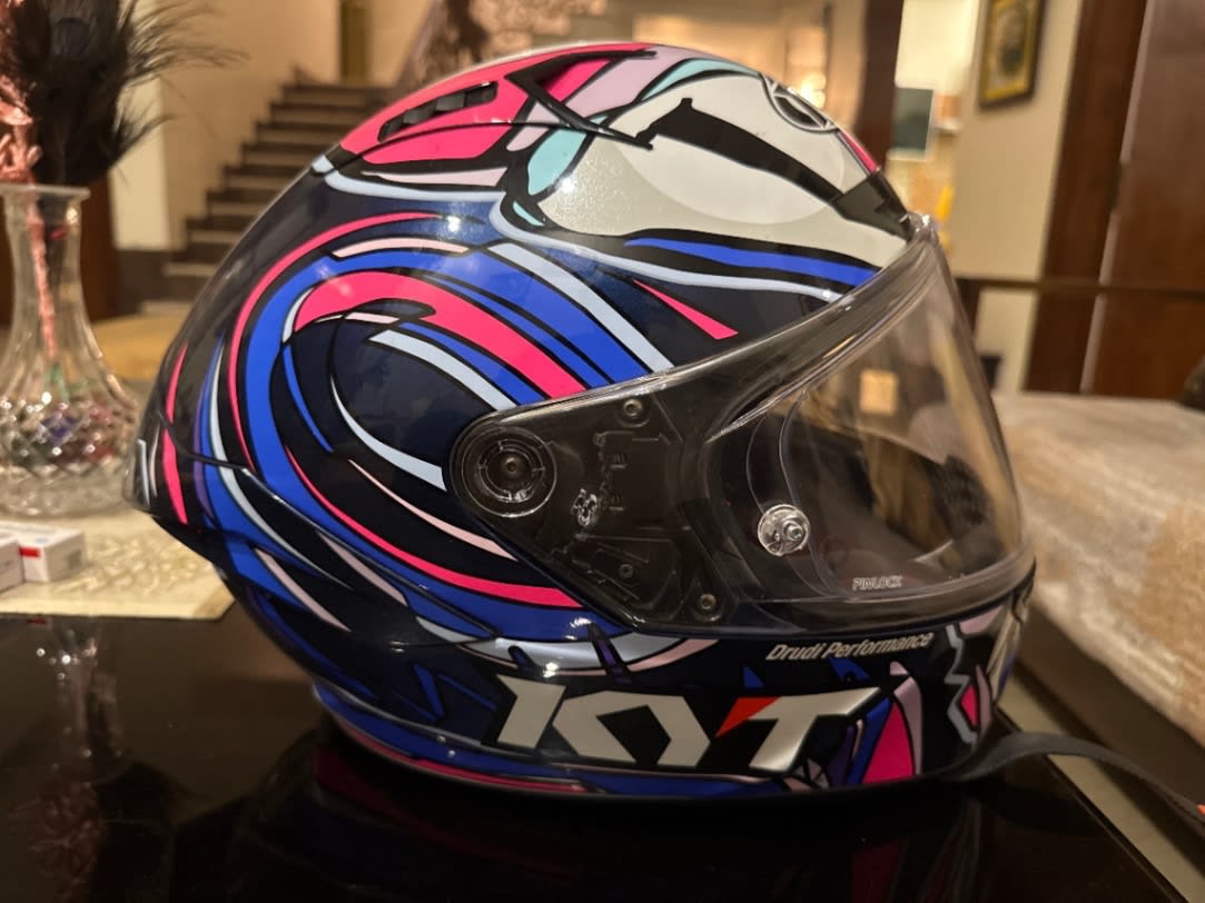 KYT NZ RACE CARBON Bastianini replica