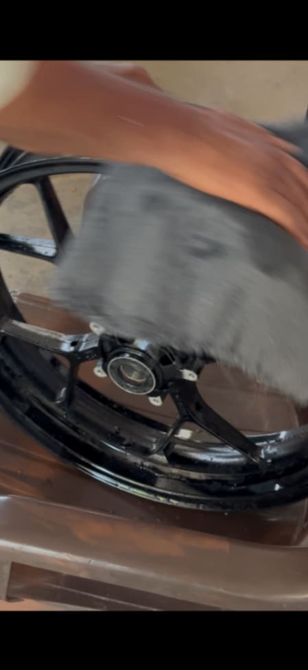2017-19 Honda CBR 1000 rr front allloy - Photo 2