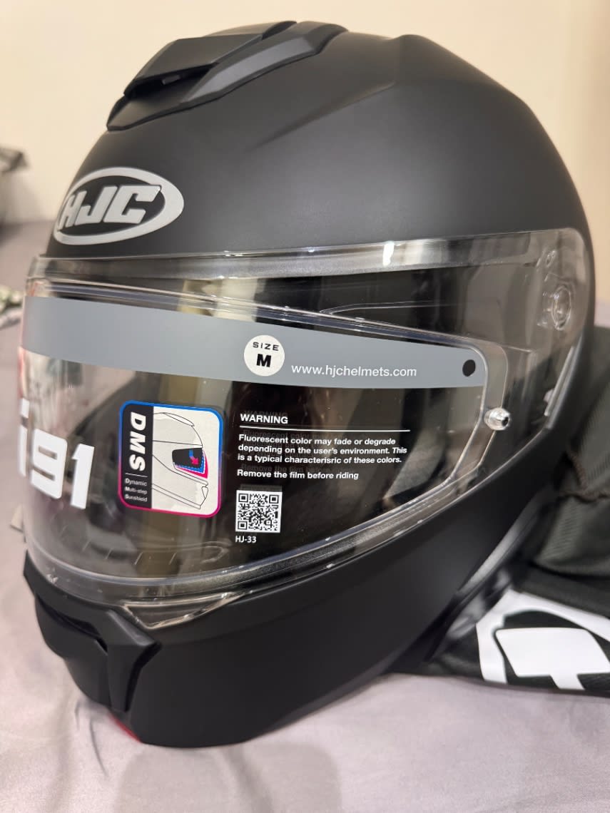 Brand NEW HJC Modular Helmet - Photo 2