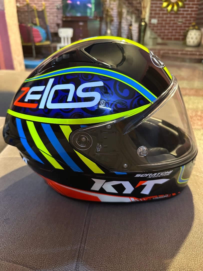 KYT NF-R helmet size M