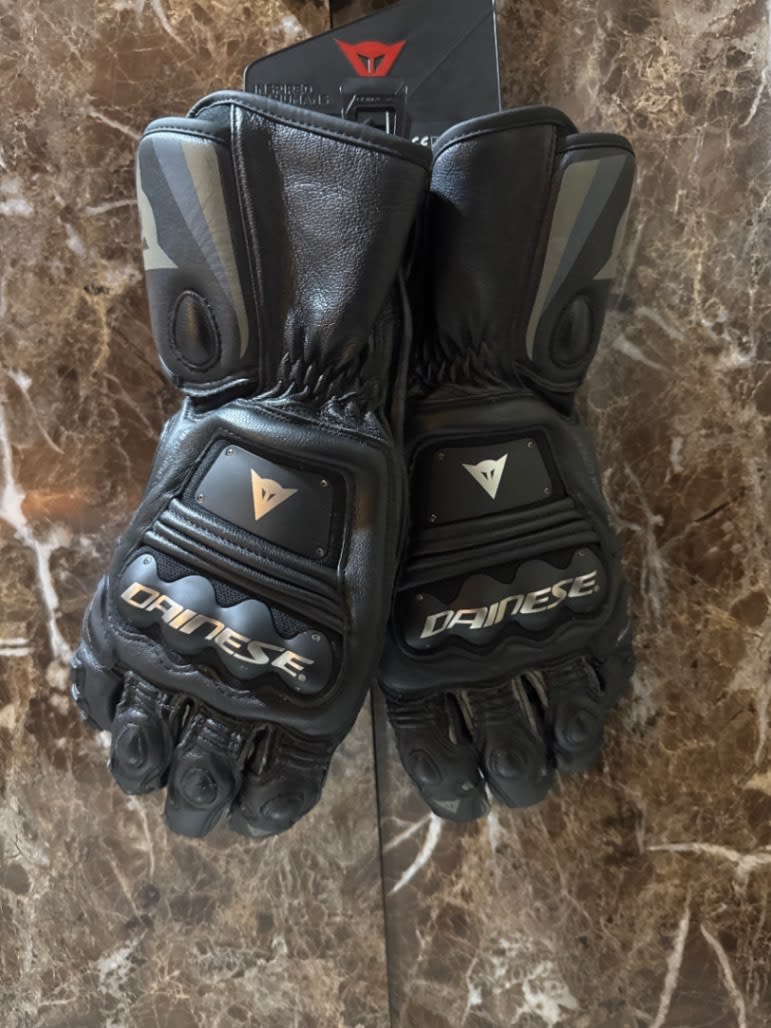Dainese steel pro gloves