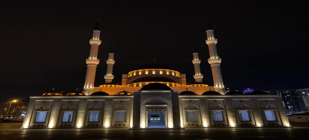 BAŞAKŞEHİR MERKEZ CAMİİ