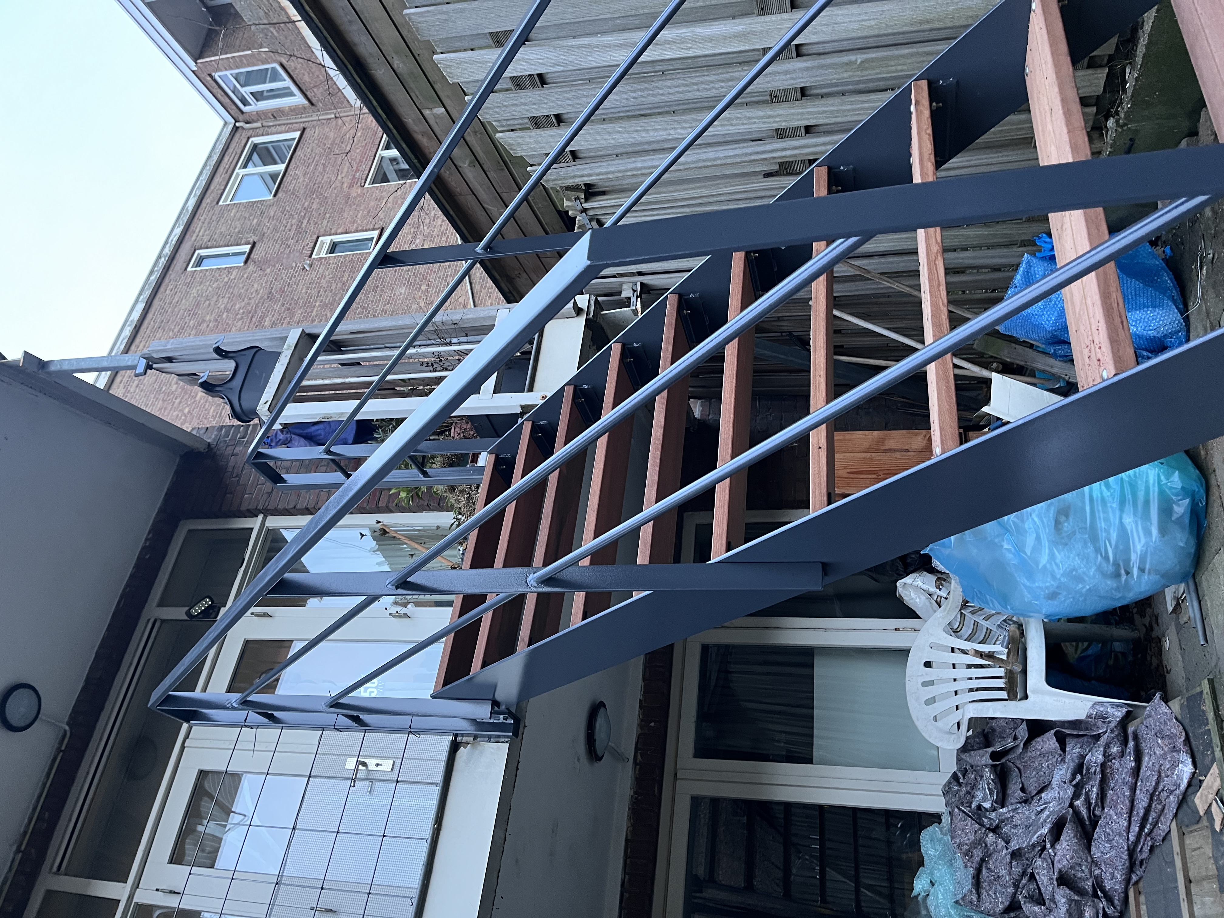 Stalen buitentrap Schiedam | Trap op maat