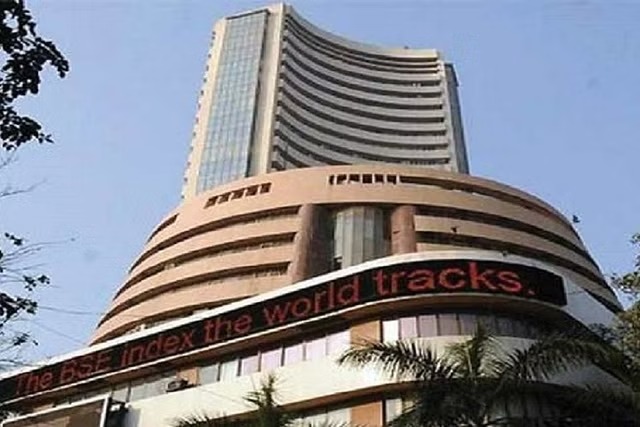 Sensex Snaps Six-Day Winning Streak as FPIs Sell Shares Worth Rs 1.8k Crore