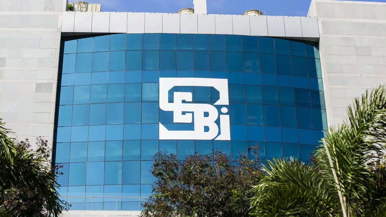 SEBI Conducting Surprise Inspections of Mutual Funds; Top Executives Under Scrutiny