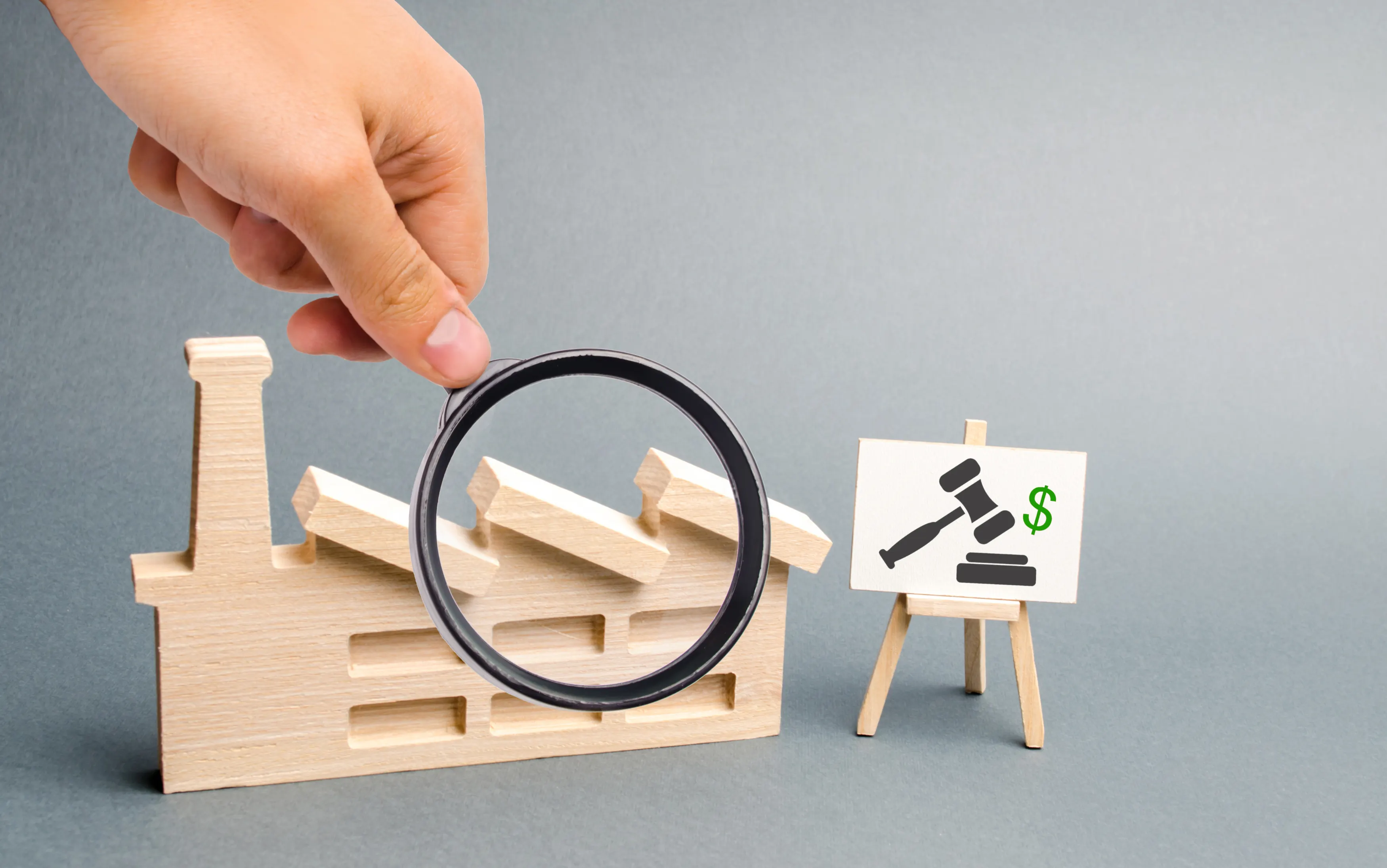 Dat is meestal het moment waarop de zoektocht langzaam verandert. Eerst heel subtiel. Een onderneming die eigenlijk buiten de criteria valt, blijft toch nog even op tafel liggen. Een kandidaat die te ver van de groeistrategie af staat, krijgt alsnog het voordeel van de twijfel. Want stel dat juist daar de volgende groe