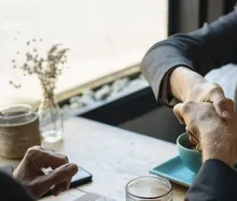 Op elk moment staan tussen de 17.000 en 23.000 bedrijven te koop. Het kopen en verkopen van bedrijven is een levendige markt.