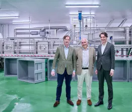 Voor Jos Hugense was het duidelijk: de flinke investeringen in de groei van Meatless en zijn leeftijd gaan moeilijk samen. Tijd om de producent van getextureerde ingrediënten voor vleesvervangers te verkopen.