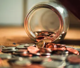 Discounted Cash Flow is een methode om een bedrijf te waarderen. Bereken in 4 stappen de waarde van jouw bedrijf.