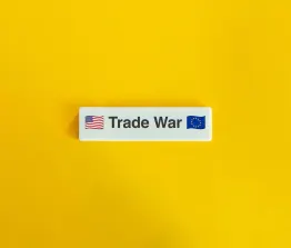 Hoewel geopolitieke ontwikkelingen voor onzekerheid zorgen, is dit geen onoverkomelijke belemmering voor een succesvolle overname.