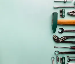 Zorg ervoor dat het je niet overvalt als er ineens een koper aan de deur klopt en wacht ook niet tot een verkoop noodzakelijk wordt.