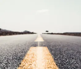 Aan wie wilt u uw bedrijf verkopen? Ieder type koper heeft bepaalde voor- en nadelen, welke onder meer consequenties kunnen hebben voor de verkoopprijs.