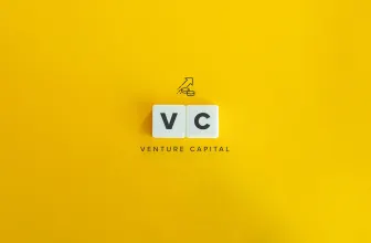 In de wereld van financiering zijn private equity en venture capital belangrijke termen. Maar wat is eigenlijk het verschil?
