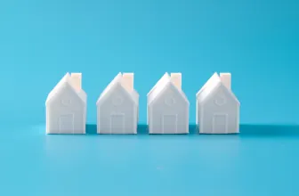 Kopers zijn in de meeste gevallen gefocust op het laten groeien van de onderneming en niet op vastgoedbeheer, waar ook een kapitaalbehoefte aan gekoppeld is.