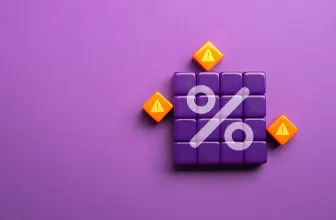 Kopers kunnen bij een lage rente meer financieren, waardoor bedrijfswaarderingen hoger zijn. Dit maakt het voor ondernemers aantrekkelijker om het bedrijf te verkopen.