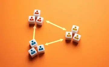 Werknemers belonen met aandelen in het bedrijf lijkt een slimme zet, maar er zijn enkele belangrijke aspecten om in gedachten moeten houden.