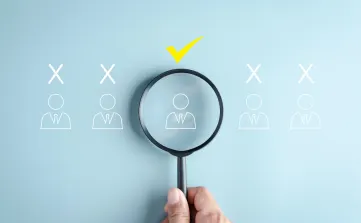 Sommige ondernemers staan nu, ingegeven door de coronapandemie, voor een keuze: doorgaan, versnellen of stoppen?