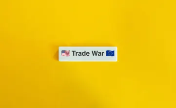 Although geopolitical developments create uncertainty, this is not an insurmountable obstacle to a successful acquisition. Understand the risks in time and how to mitigate them.