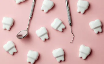 De Nederlandse mondzorgsector verandert in hoog tempo. Private equity kopen steeds vaker tandartspraktijken op, waardoor grotere ketens ontstaan.