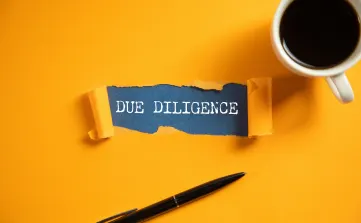 Due diligence is een cruciale stap bij het nemen van belangrijke zakelijke beslissingen, zoals fusies, overnames of investeringen.