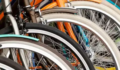 Groothandel in fietsonderdelen is een totaalleverancier op het gebied van fiets- scooteronderdelen. Neem contact op via Brookz