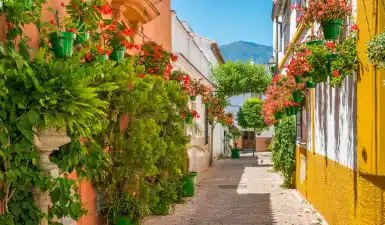 Boutique hotel in Spanje gelegen in een historische wijk aan de Costa del Sol ter overname aangeboden. Neem contact op via Brookz