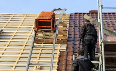 De onderneming is actief op het gebied van nieuwbouw, renovatie en onderhoud van daken. Neem contact op via Brookz