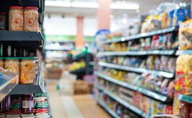 Buurtwinkelcentrum inclusief supermarkt zonder leegstand in het noorden van Nederland. Neem contact op via Brookz